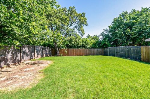 5840 Parkview Hills Ln, Fort Worth TX  76179-3797 exterior