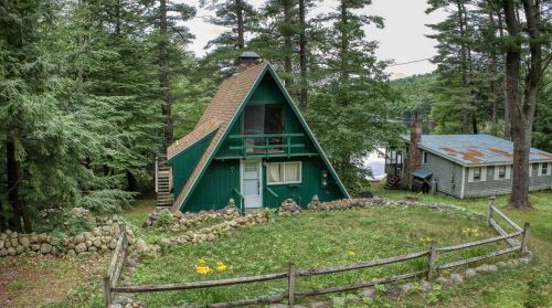 114 Emerald Dr, Hillsboro, NH 03244-5025