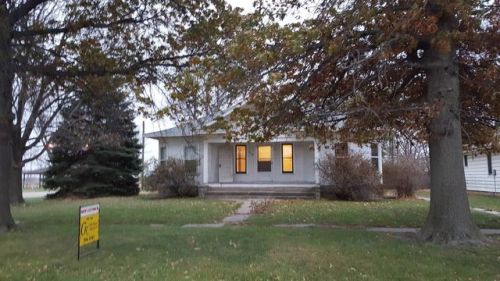 208 Amity St, Clarks, NE 68628-5007