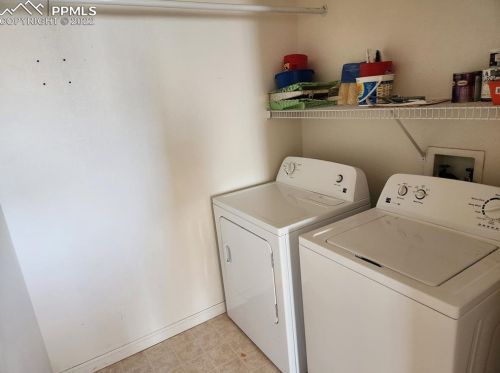 5705 Genoa Way, Denver CO 80019-2076 exterior