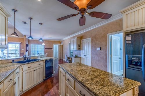 3064 Ball Rd, Whitewright TX 75491-6011 exterior