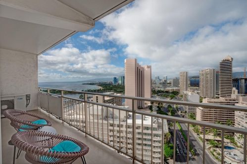 1777 Ala Moana Blvd, Honolulu HI  96815-1683 exterior