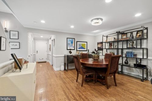 122 The Mews, Tavistock NJ 08033-1343 exterior