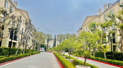 2223 Watermarke Pl, Irvine CA  92612-7686 exterior