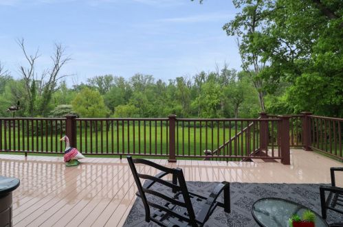 2650 9 Pl, Hobart IN 46342-5356 exterior