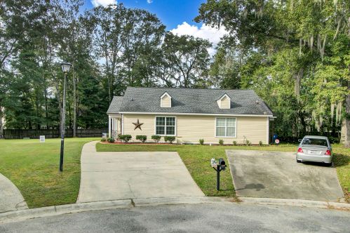 9520 Raven Dr, Ladson SC  29456-4924 exterior