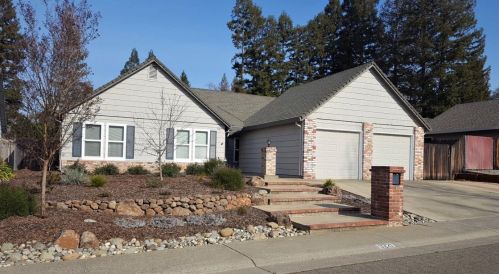 9221 Rock Canyon Way, Citrus Heights, CA 95662-4817