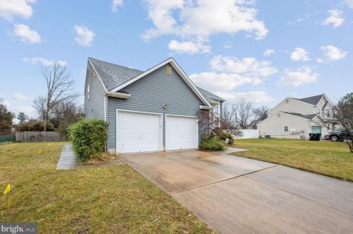 9 Sugarmaple Ln, Erial, NJ 08081-3035