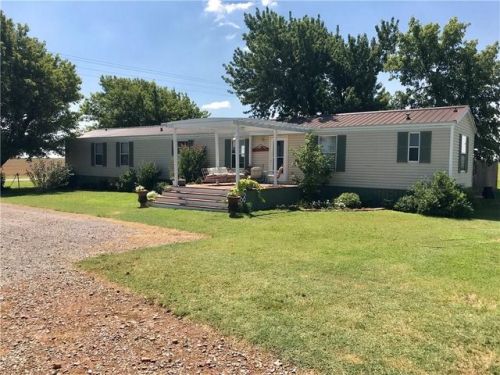 3006 County Street 2500, Hydro, OK 73048-9685