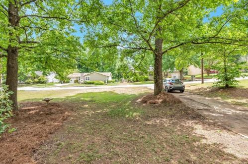 109 Clifford Ct, Stockbridge GA  30281-3007 exterior