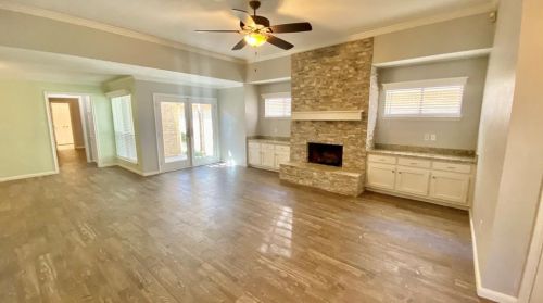 20 Shady Oak Ln, Conroe TX  77304-1286 exterior