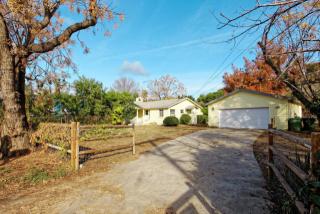 4168 Santa Rosa Dr, Moorpark, CA 93021-8719