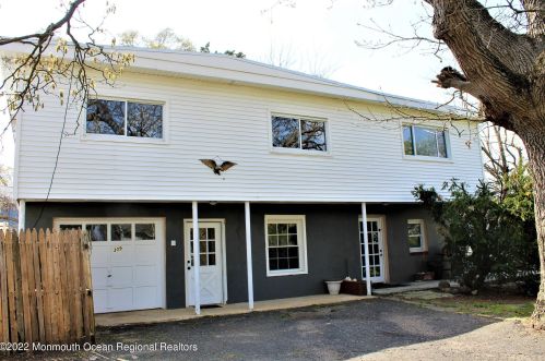 309 Hawthorne Ave, Point Pleasant Beach, NJ 08742-2540