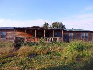4075 Woodard Rd, Springfield, TN 37172-6720