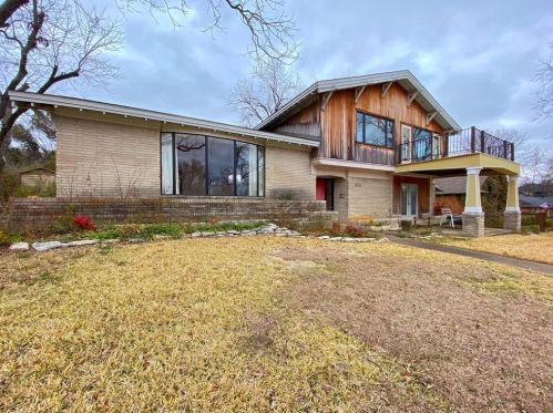 422 Edgelake Dr, Dallas, TX 75218-2110