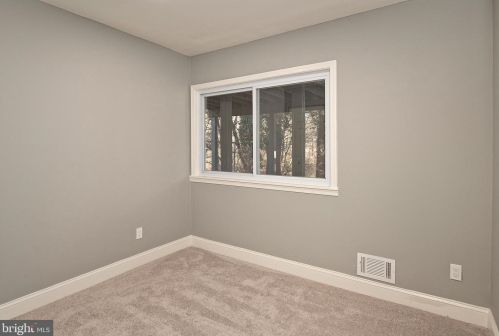 9548 Highwind Ct, Columbia MD  21045-3204 exterior