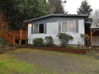 2531 Gosling Ln, Waldport, OR 97394-9779