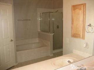 7024 Rembrandt Dr, Plano TX  75093-8416 exterior