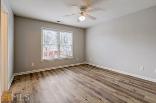 1516 Howell Mill Rd, Atlanta GA  30318-3165 exterior