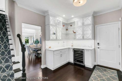 15 Pegasus Dr, Tinton Falls NJ 07724-2875 exterior