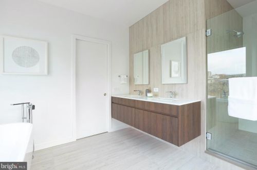 123 23 St, Philadelphia PA 19121-1329 exterior