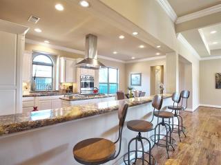 10150 Faircrest Dr, Dallas TX  75238-1610 exterior