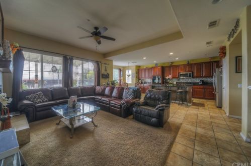 9380 Dauchy Ave, Riverside CA  92508-9213 exterior