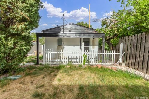 760 Stuart St, Denver CO  80204-2939 exterior