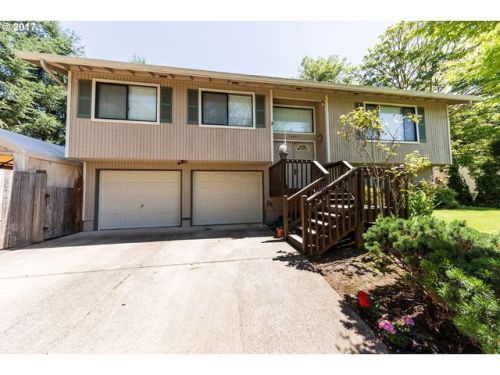16604 Harold Ave, Portland OR  97267-4826 exterior