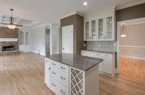 2611 Brookline Cir, Atlanta GA  30319-3686 exterior