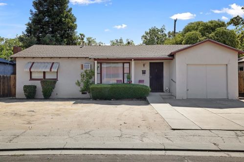 2102 Tully Rd, Modesto, CA 95350-2921