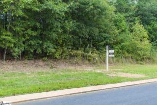 305 Red Spruce Ln, Greer SC  29651-6467 exterior