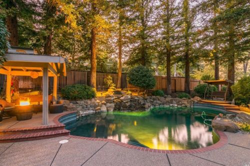 247 Alta Mira Dr, Vacaville, CA 95688-5000