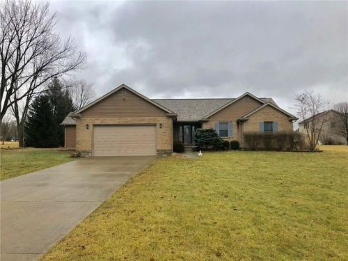 2530 Deer Run Rd, Springfield, OH 45504-4300