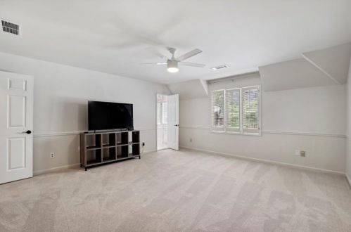 280 Cameron Ridge Dr, Atlanta GA  30328-4709 exterior