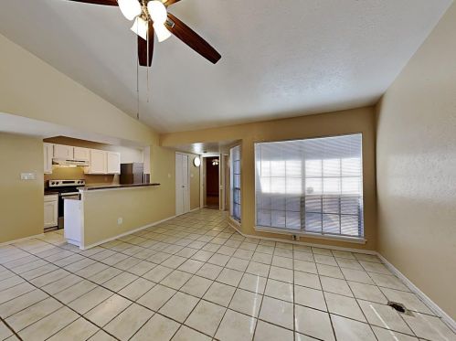 422 Dollins St, Cedar Hill TX  75104-9062 exterior