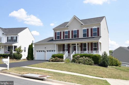 17634 Cleveland Park Dr, Round Hill, VA 20141-2195