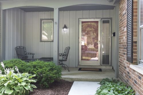 336 Birchwood Dr, Naperville, IL 60540-5033