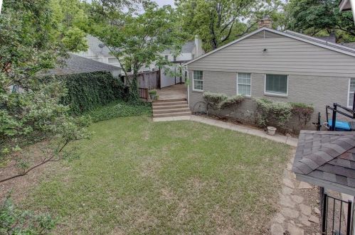 2621 Boyd Ave, Fort Worth TX  76109-1024 exterior