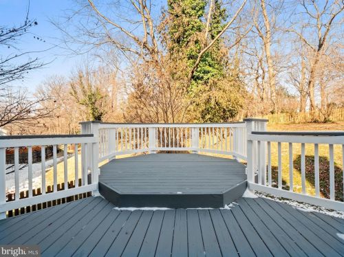 734 Sonata Way, Silver Spring MD 20901-5063 exterior