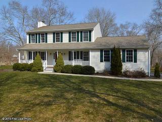 2 Christopher Rd, Westerly, RI 02891-2674