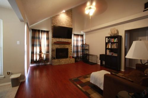 6603 Lake Side Dr, Fort Worth, TX 76135