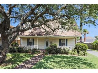 3909 Clearview Pkwy, Metairie, LA 70006-2732