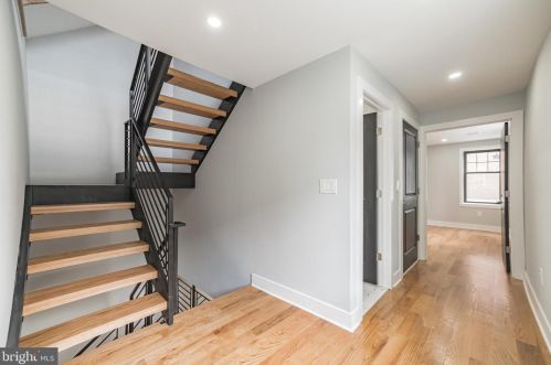 1165 12 St, Philadelphia PA 19148-1002 exterior