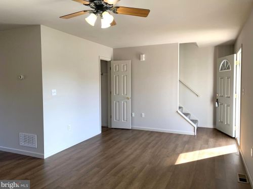 203 Sable Dr, Carlisle PA  17013-3144 exterior