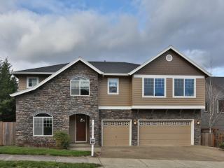 18311 Handley St, Sherwood OR  97140-9588 exterior