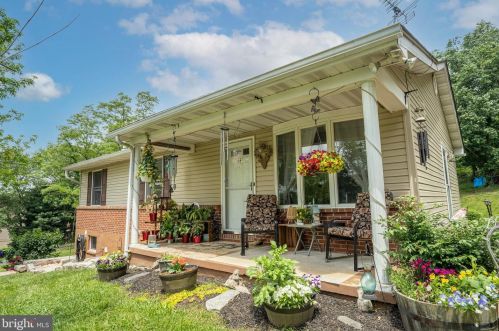 929 Federal Hill Rd, Street, MD 21154-1132