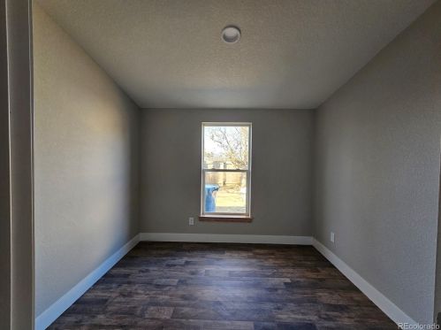 215 Valdai St, Denver CO  80603-5770 exterior