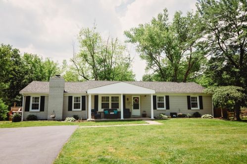 3842 Field Ln, Cincinnati, OH 45255-4919