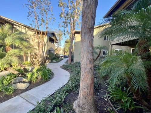 176 Avenida Descanso, Oceanside, CA 92057-5863